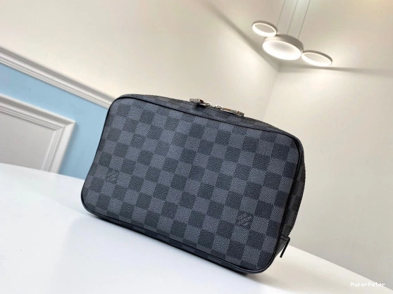 VUITTON POUCH LOUIS TOILETRY GM 0817